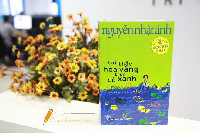 review tôi thấy hoa vàng trên cỏ xanh