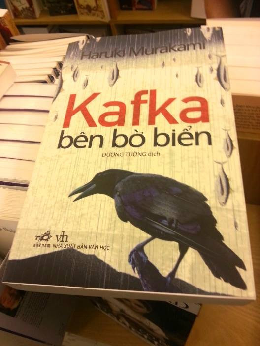 Hành Trình Tìm Kiếm Trong Kafka Bên Bờ Biển