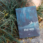 Hình ảnh mô tả bìa sách "Bụi Sao"
