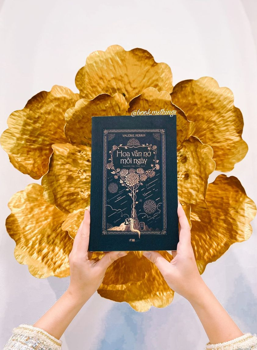 Review sách “Hoa Vãn Nở Mỗi Ngày” – Valérie Perrin