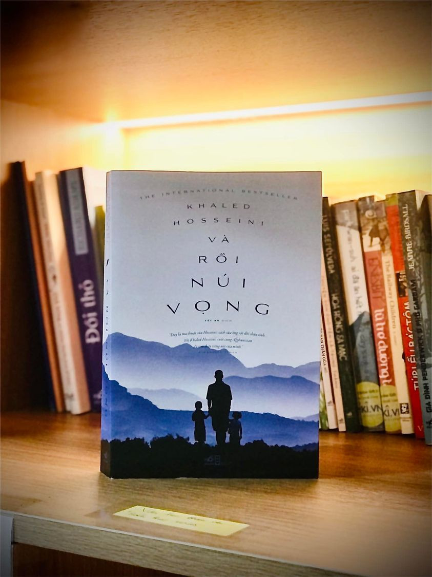 Review sách “Và Rồi Núi Vàng” – Khaled Hosseini