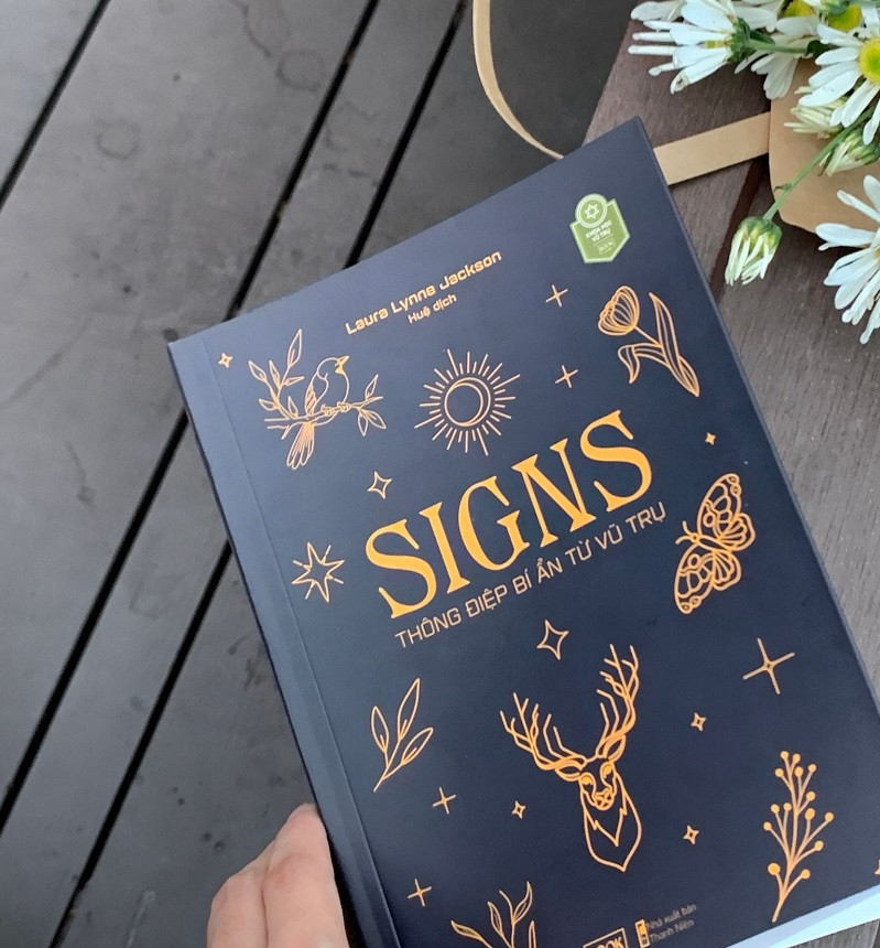 Review sách Signs – Thông điệp bí ẩn từ vũ trụ (Laura Lynne Jackson)