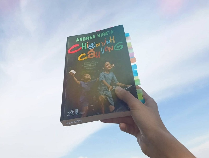 Review sách Chiến binh cầu vồng &#8211; Andrea Hirata