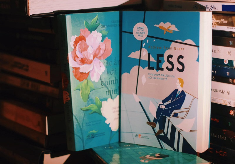 Review sách Less – Vòng quanh thế giới cùng một trái tim tan vỡ