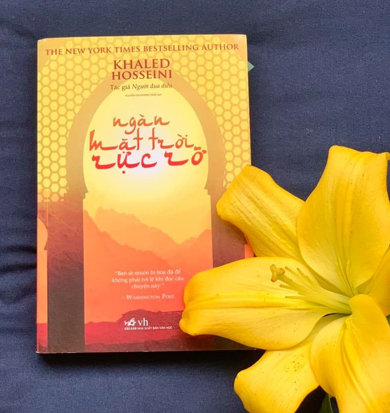 Review sách Ngàn mặt trời rực rỡ &#8211; Khaled Hosseini