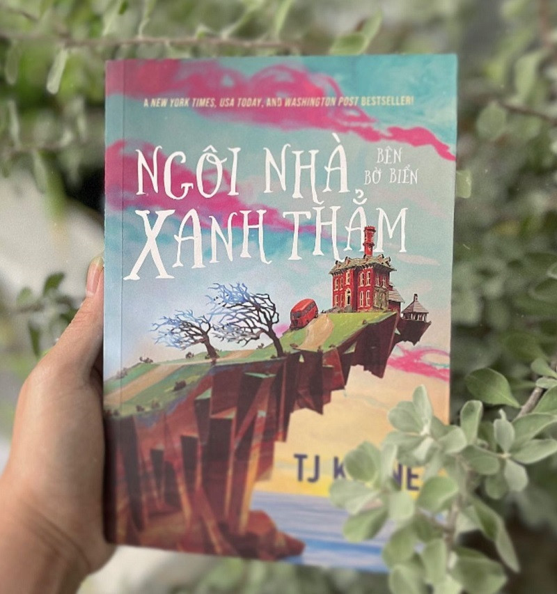 Review sách Ngôi nhà bên bờ biển xanh thẳm – TJ Klune