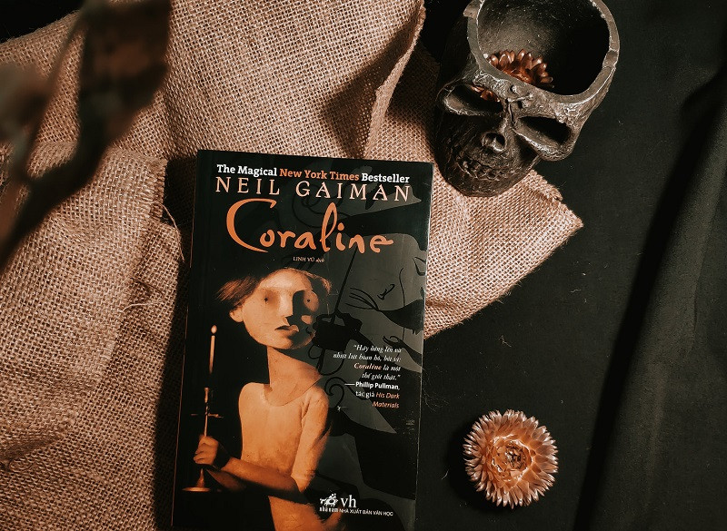 Top 8 cuốn sách hay nhất của “tiểu thuyết gia kỳ ảo” Neil Gaiman